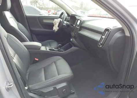 2025 Volvo Xc40 B5 Core Bright Theme from USA, damaged, VIN YV4L12UJ8S2520167